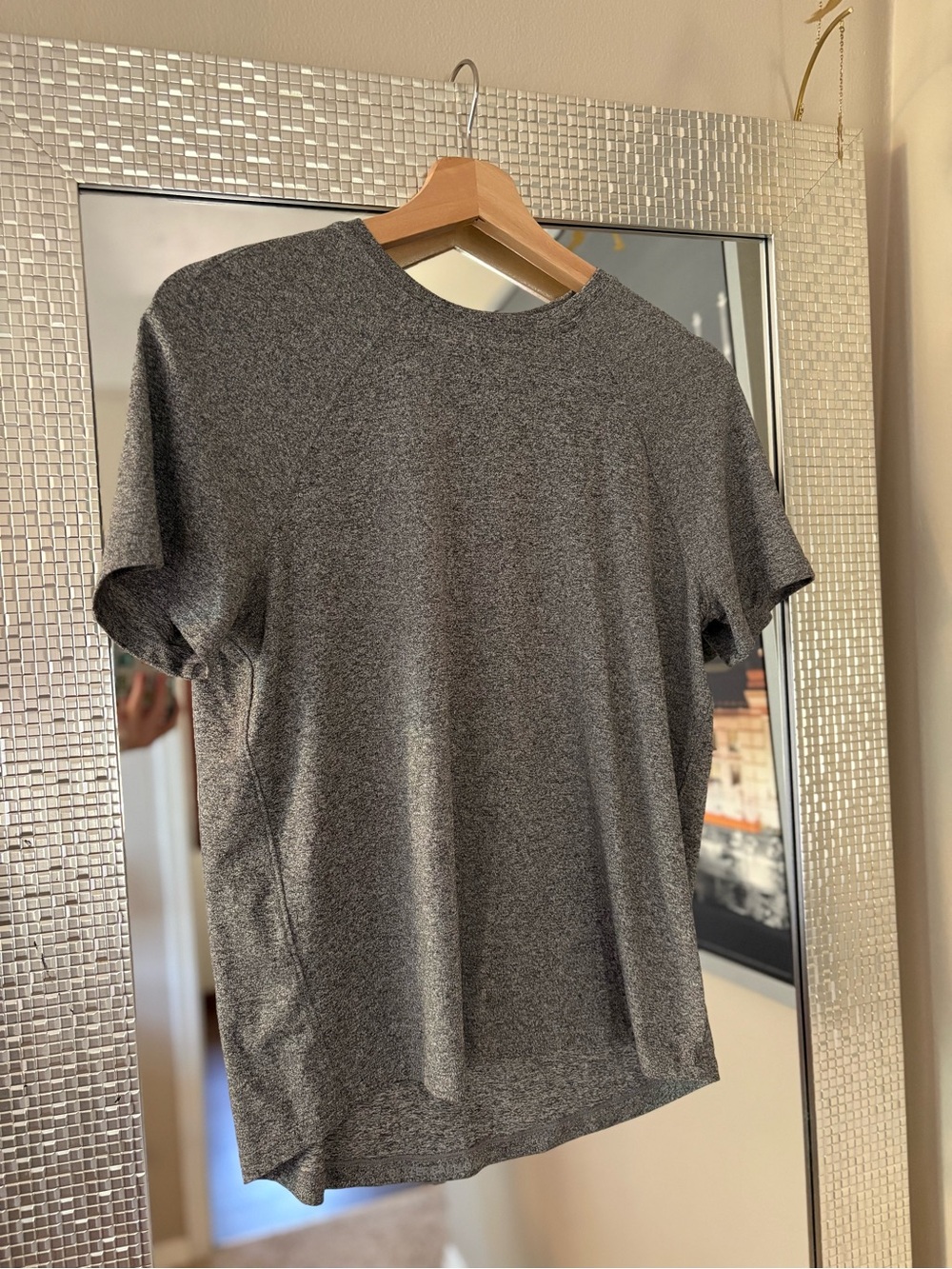 Lululemon Performance Crew Neck Shirt